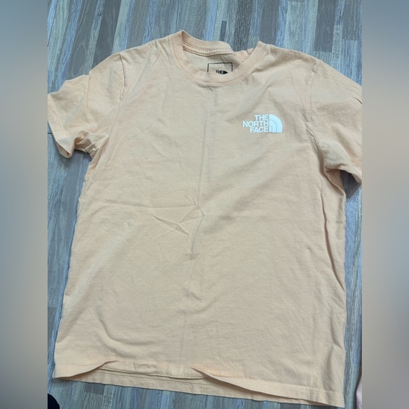 The North Face & Ivory Ella Women’s T-Shirt Bundle, Size XS - Picture 5 of 8